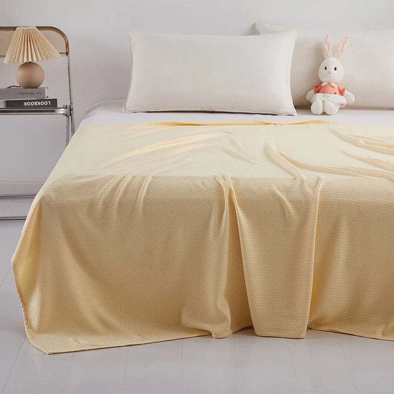 Luneabed™ Bamboo Lightweight Cooling Blanket