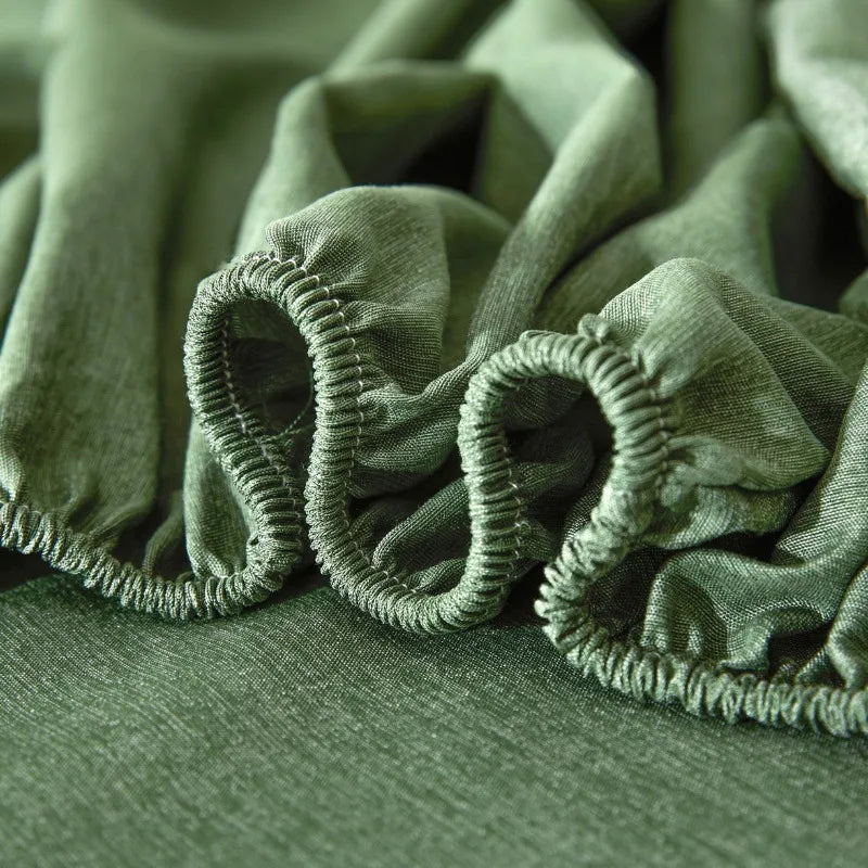 Luneabed™ 100% Bamboo Fibre Fitted Sheet