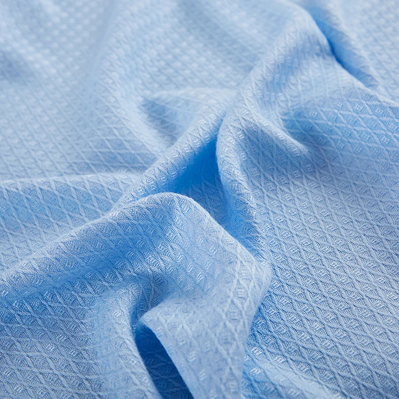 Luneabed™ Bamboo Lightweight Cooling Blanket